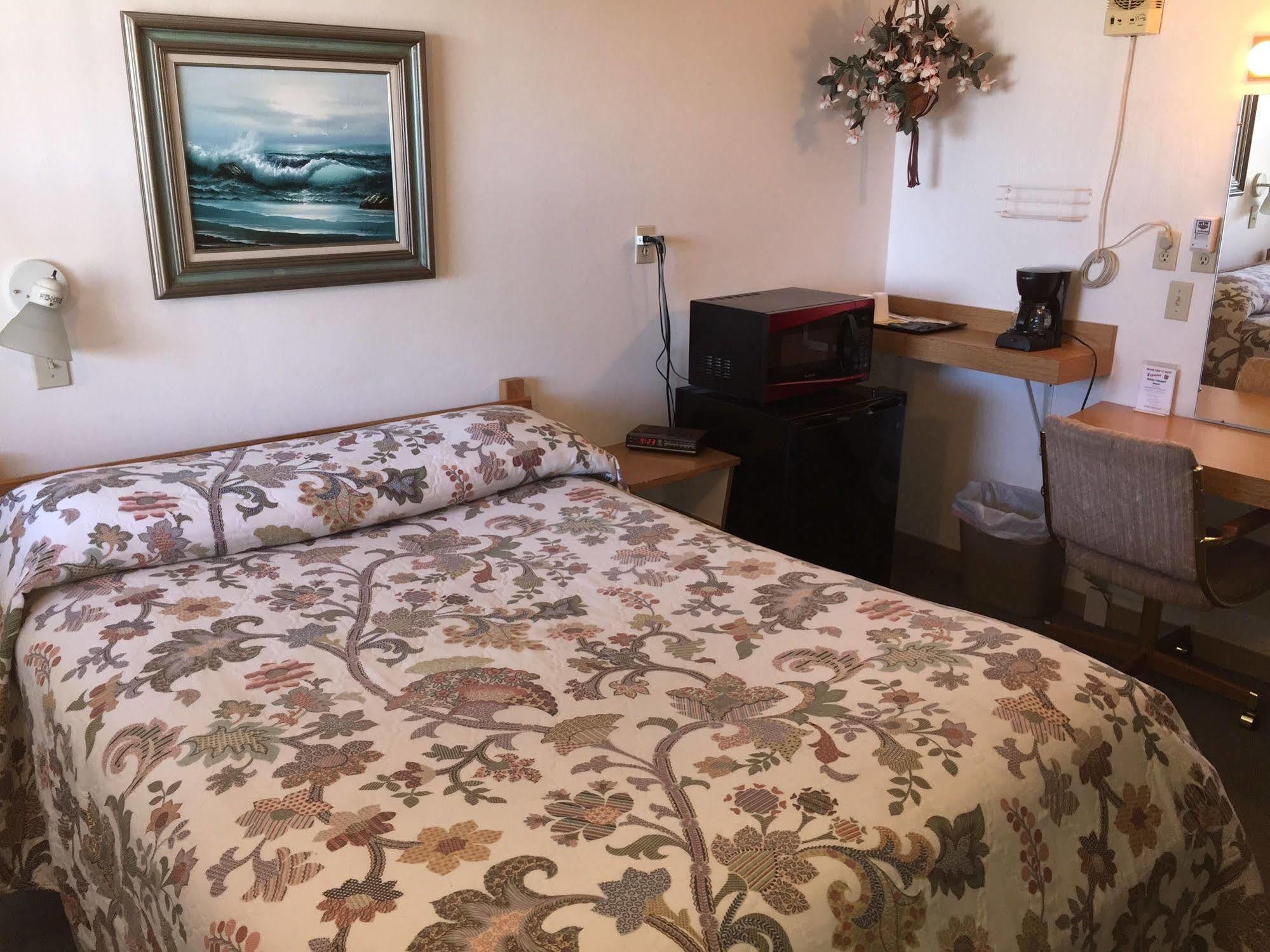 The Davenport Motel Dış mekan fotoğraf